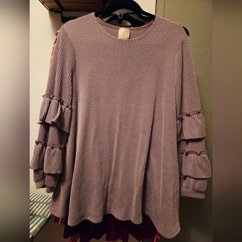 Chic Lavender Ruffle Sleeve Blouse